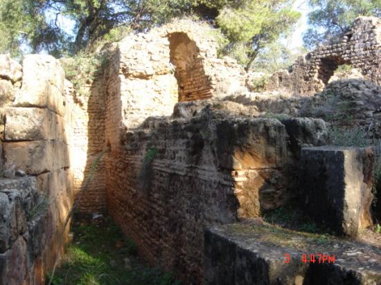 TIPAZA LES RUINES