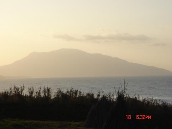 le mont du CHENOUA dans la brume